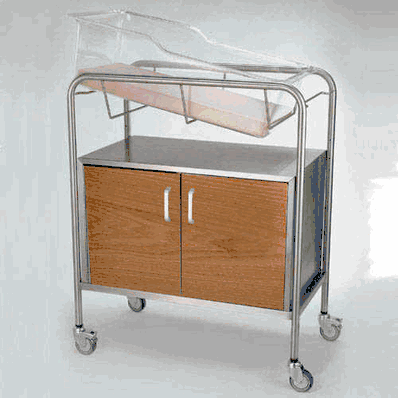 Bassinet Basket, color Read Oak Front and Closed Cabinet