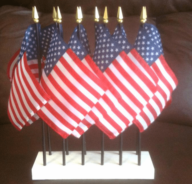 12 Hole ArcticSno Solid White Flag Stand