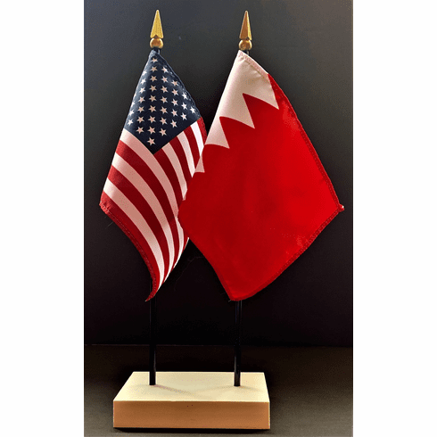 Bahrain and US Flag Desk Set