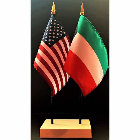 Kuwait and US Flag Desk Set