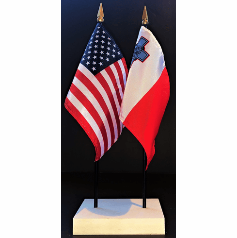 Malta and US Flag Desk Set