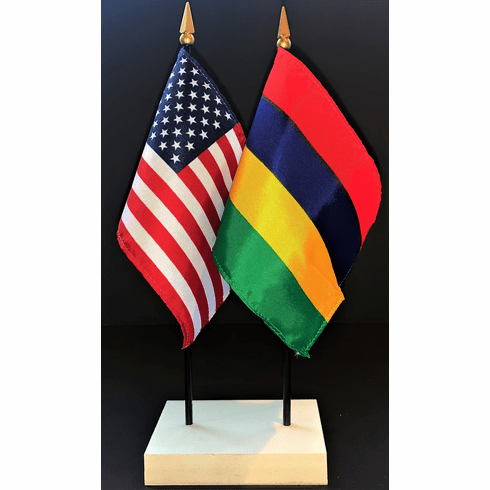 Mauritius and US Flag Desk Set
