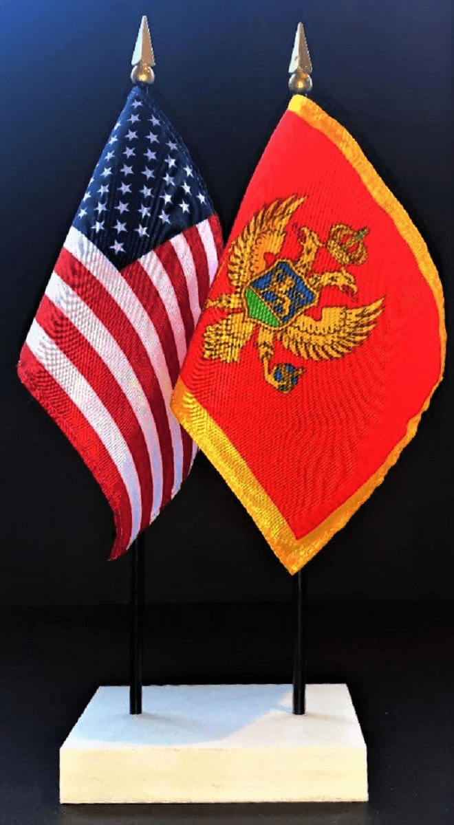 Montenegro and US Flag Desk Set