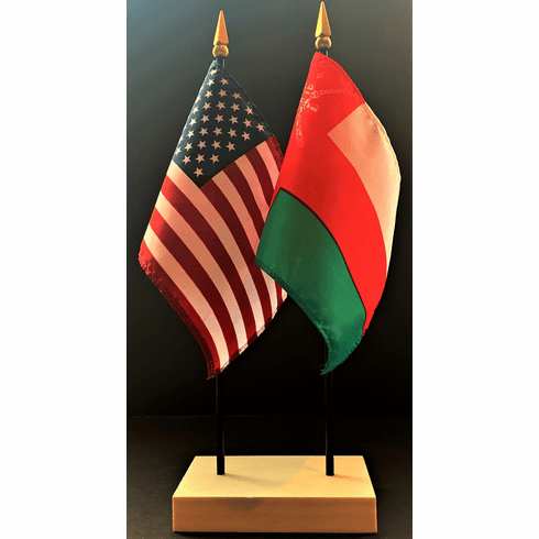Oman and US Flag Desk Set