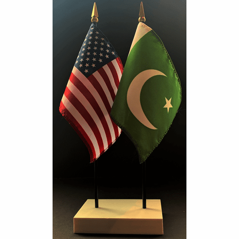 Pakistan and US Flag Desk Set