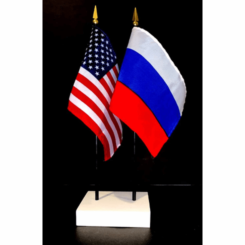 Russia and US Flag Desk Set