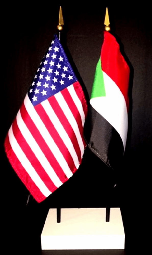 Sudan and US Flag Desk Set