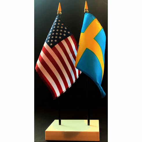 Sweden and US Flag Desk Set