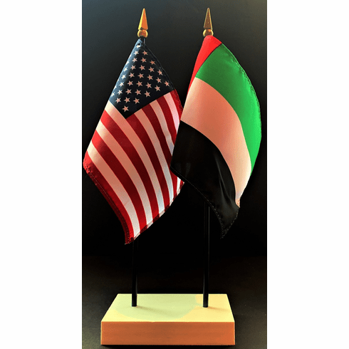 United Arab Emirates and US Flag Desk Set