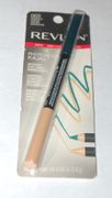 Revlon Photoready Kajal Intense Eye Liner and brightener Color: Emerald 003