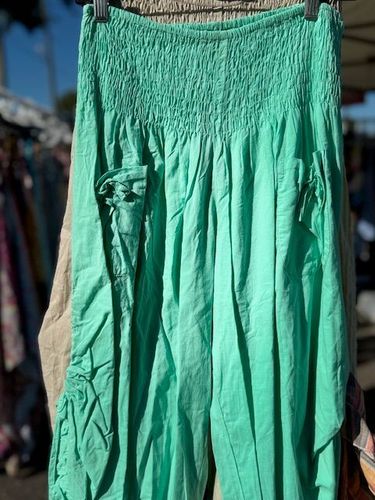 Mint Green Solid Capri Pants