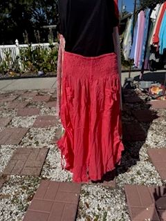 Red Solid Capri Pants