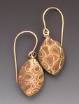 Hollow leaf earrings