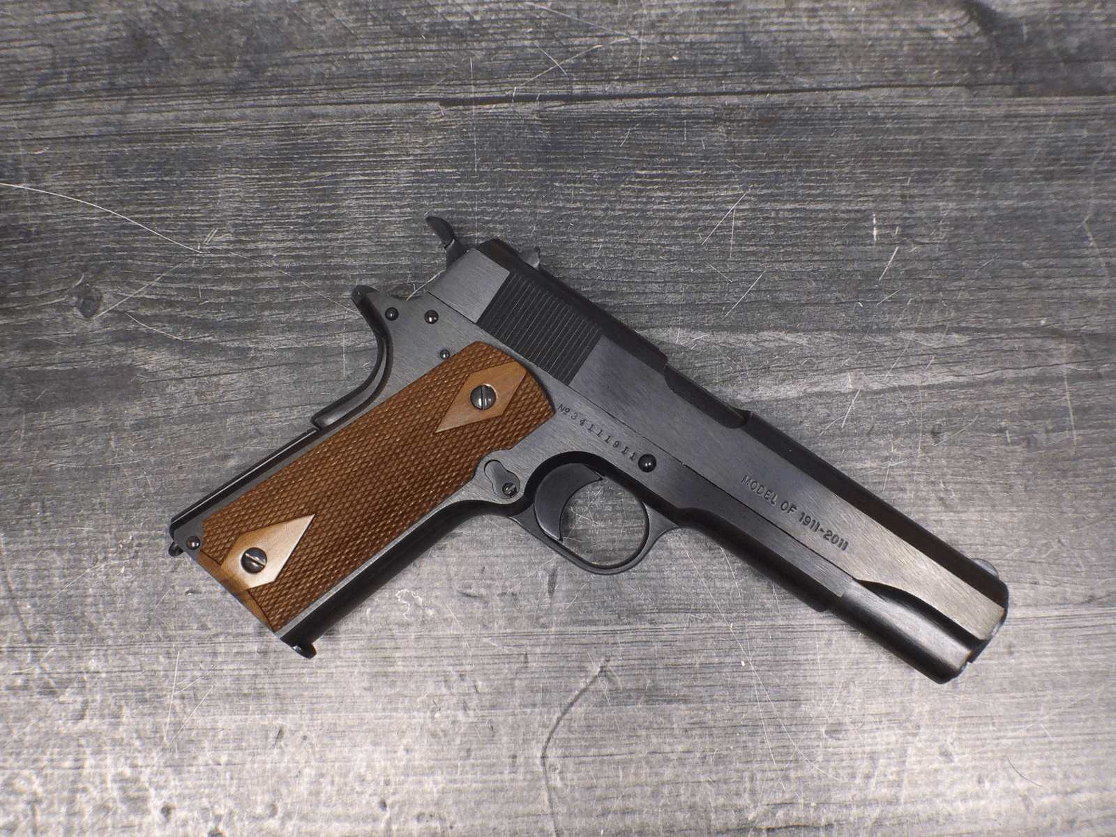 Colt 1911 100TH Anniversary (.45)
