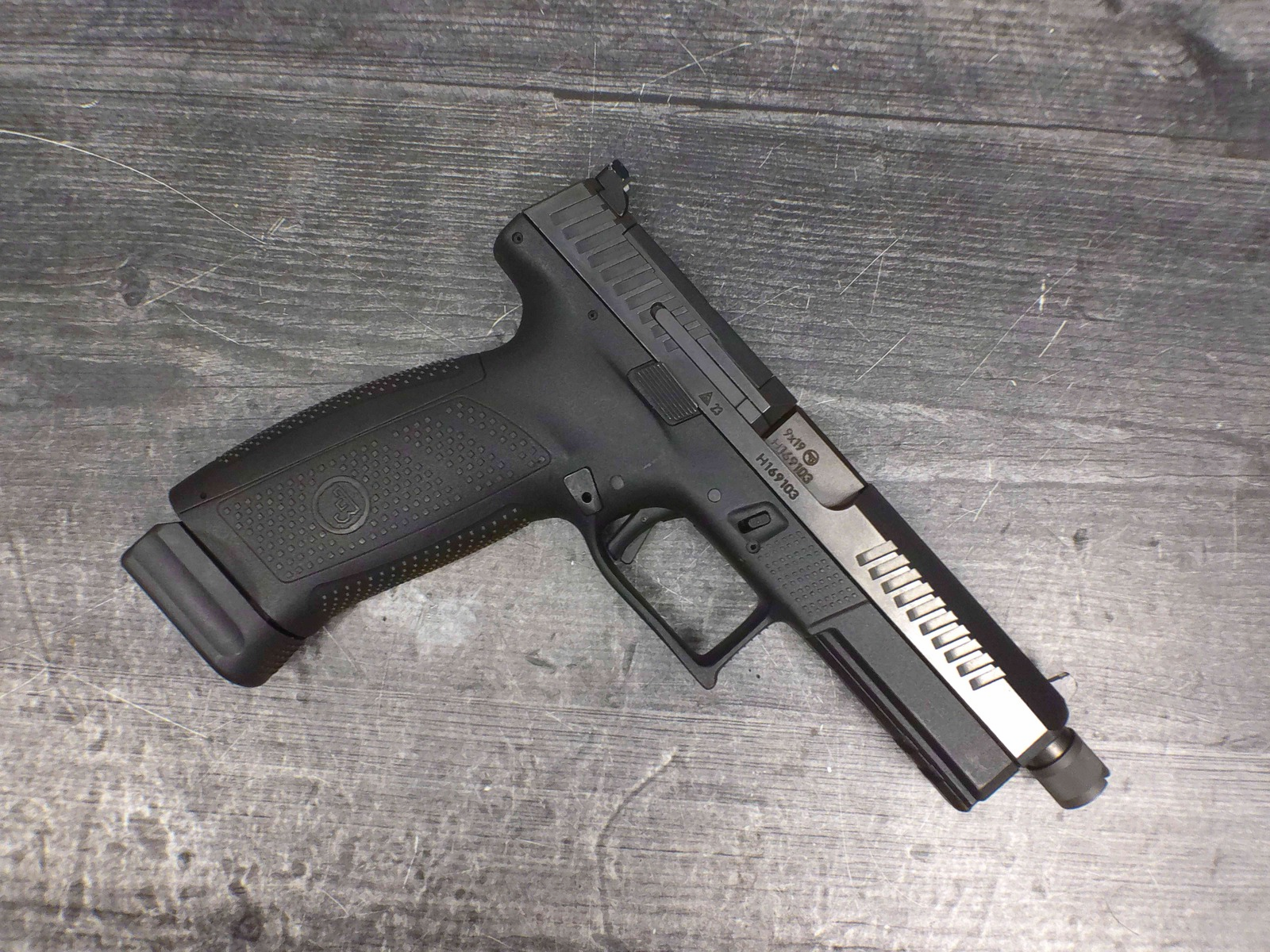 CZ P-10F TB(9mm)