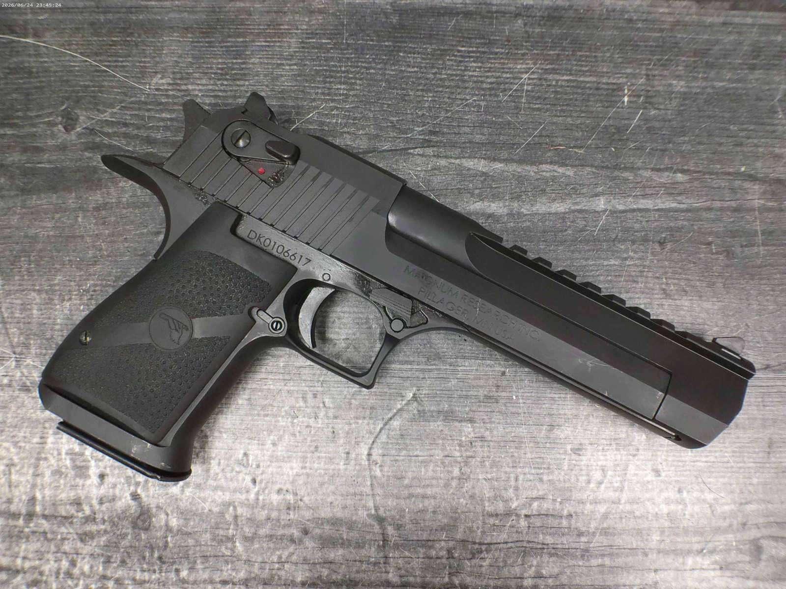 Magnum Research (50AE)