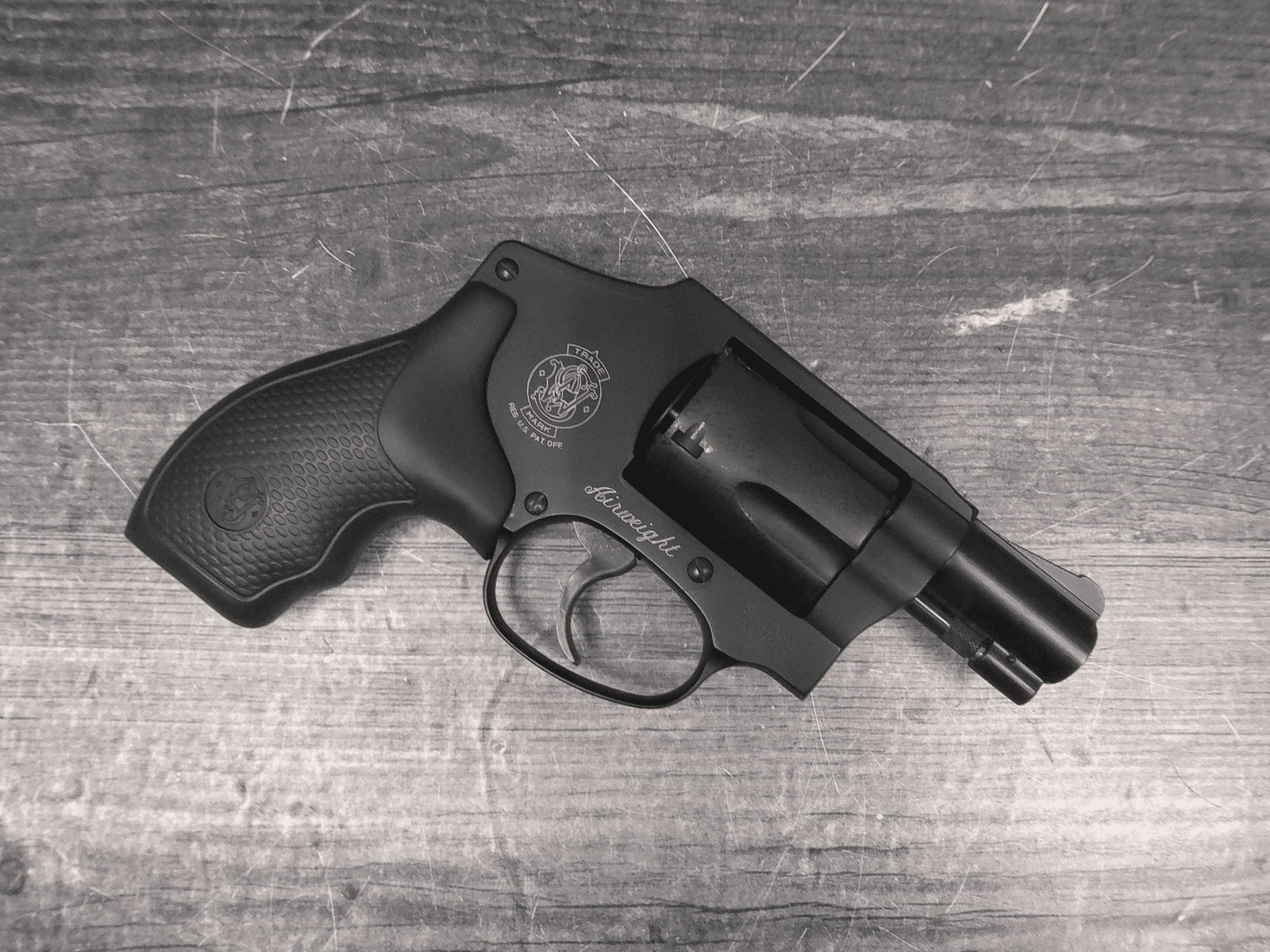 Smith & Wesson 442-1 (.38)