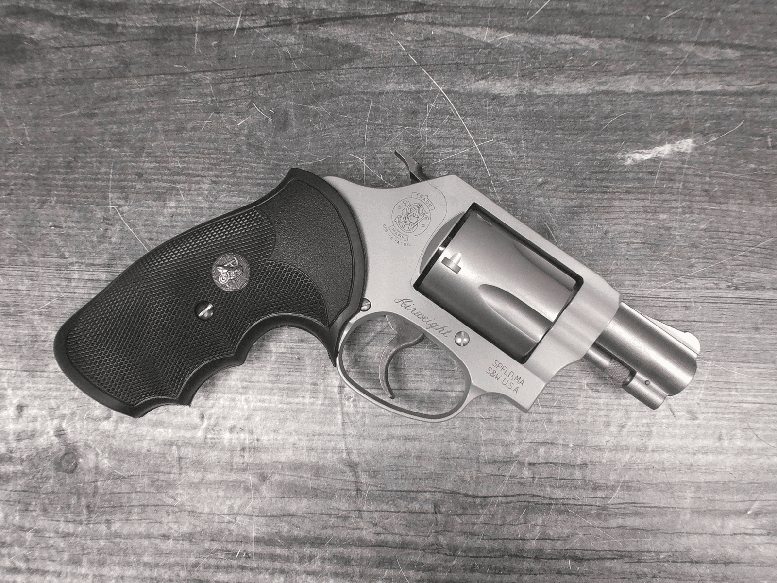 Smith & Wesson 637-2 (.38)