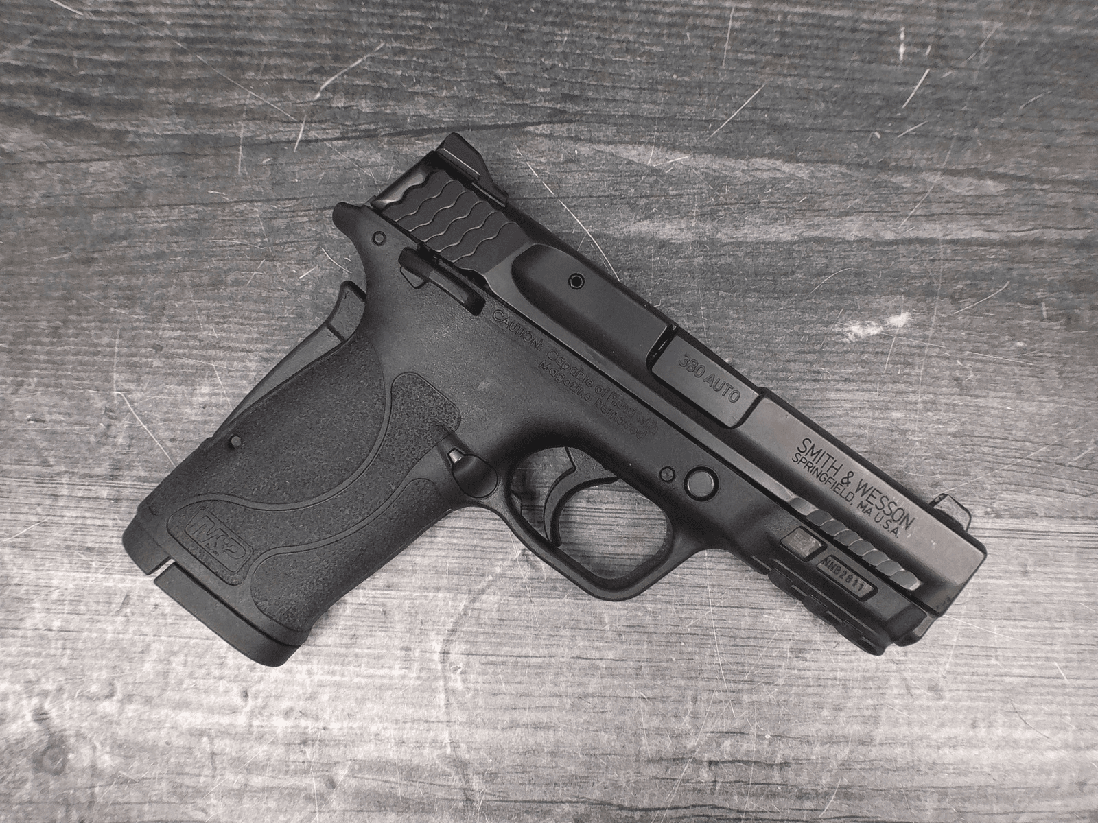 Smith & Wesson M&P 380 Shield EZ (.380)