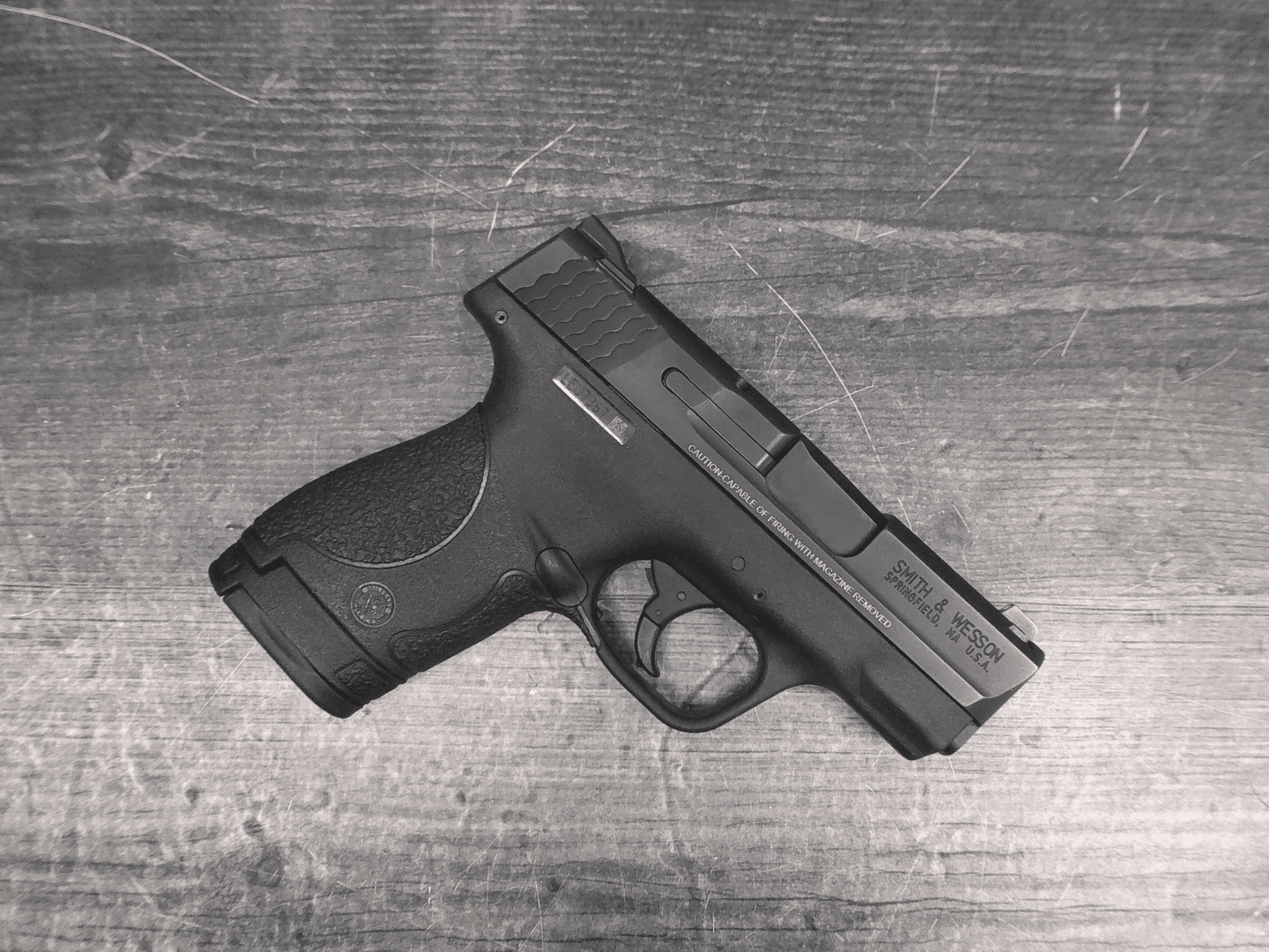 Smith & Wesson M&P 9 Shield (9mm)