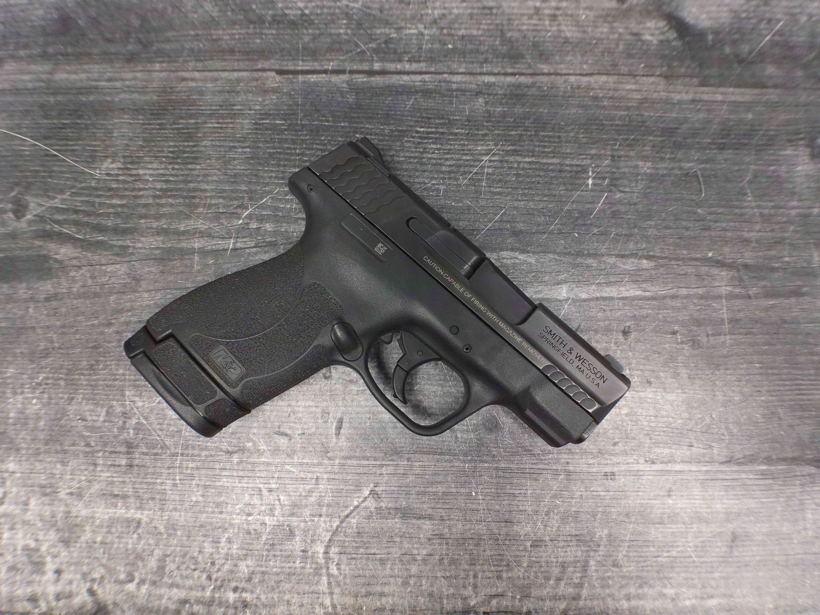 Smith & Wesson M&P 9 Shield (9mm)