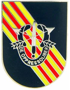 Army 5th Special Forces Flash w/Crest Military Lapel Pin