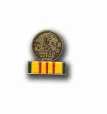 Army Vietnam Service Medal Military Pin