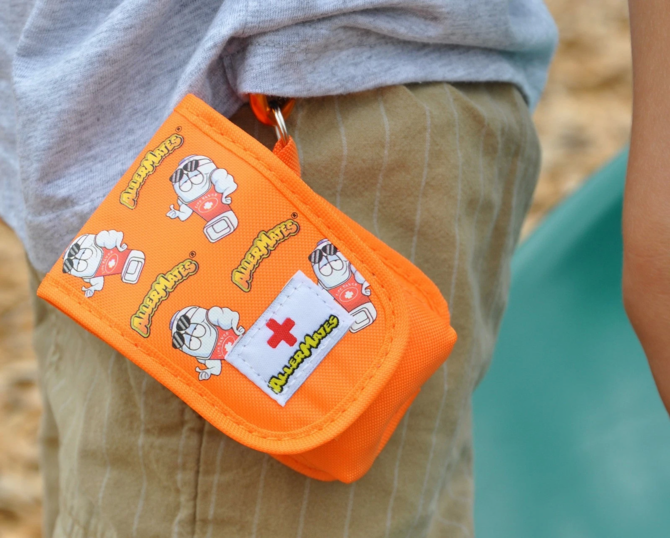 Allermates Medimates Asthma Inhaler Puffer Clip Case