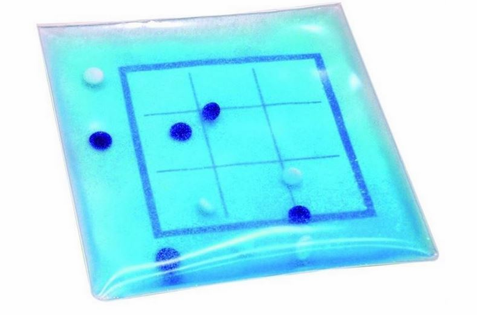 Tic-Tac-Toe Gel Mat