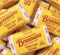 Case of Brennans White Pan 7 x 800g