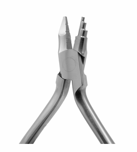 Young Pliers (0746)