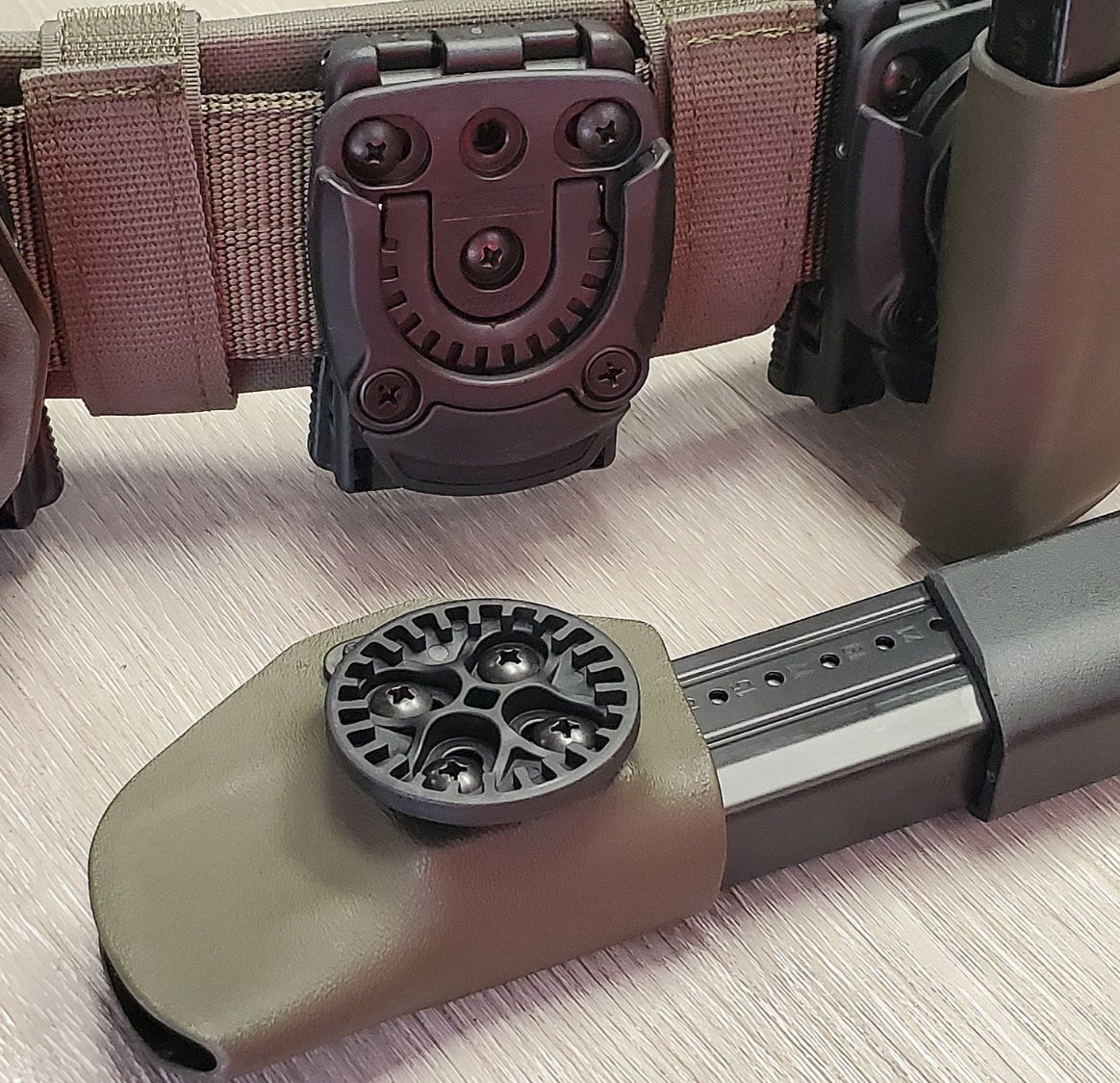 New! Pistol Mag Pouch with Tek Mount Mini