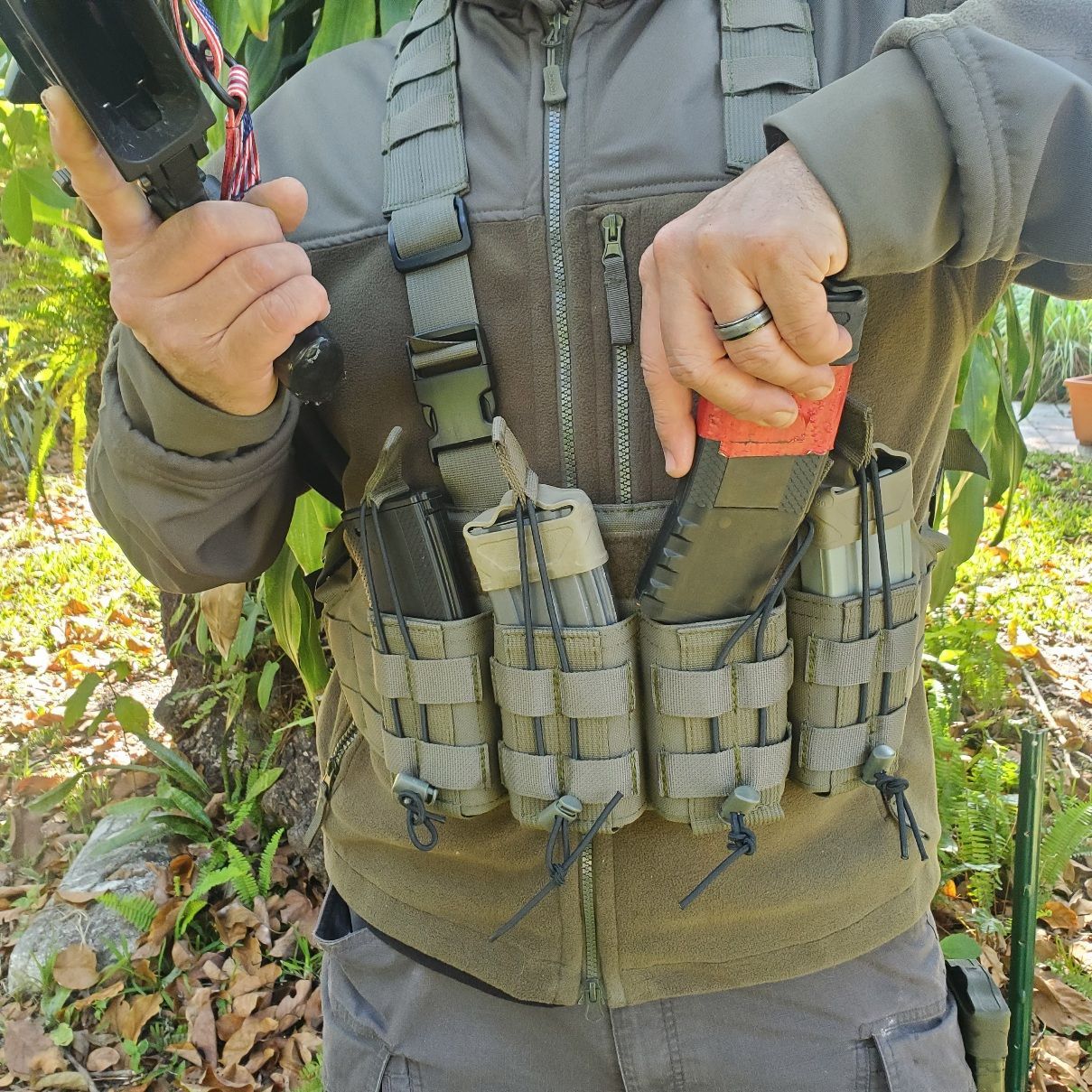 Quadruple AR15 Mag Rapid Response Light Chest Rig