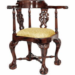 Design Toscano AF1029 Chippendale Traditional Cherry Corner Chair