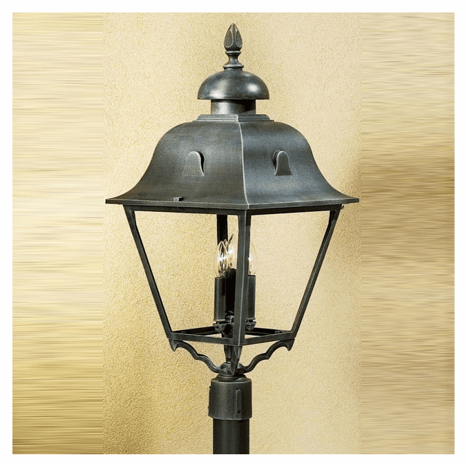 Hanover Lantern B8431 Jefferson Grande Traditional Outdoor Lamp Post