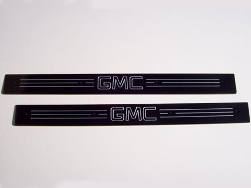 0713 Sierra/Sierra Denali Regular/Crew Cab, 0714 Yukon/Yukon XL Front