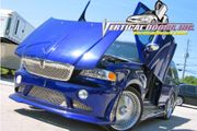 1997-2002 LINCOLN NAVIGATOR  Vertical Lambo Doors Kit