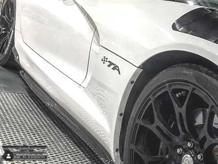 2013-2017 Dodge Viper Carbon Fiber Side Skirts Version 1