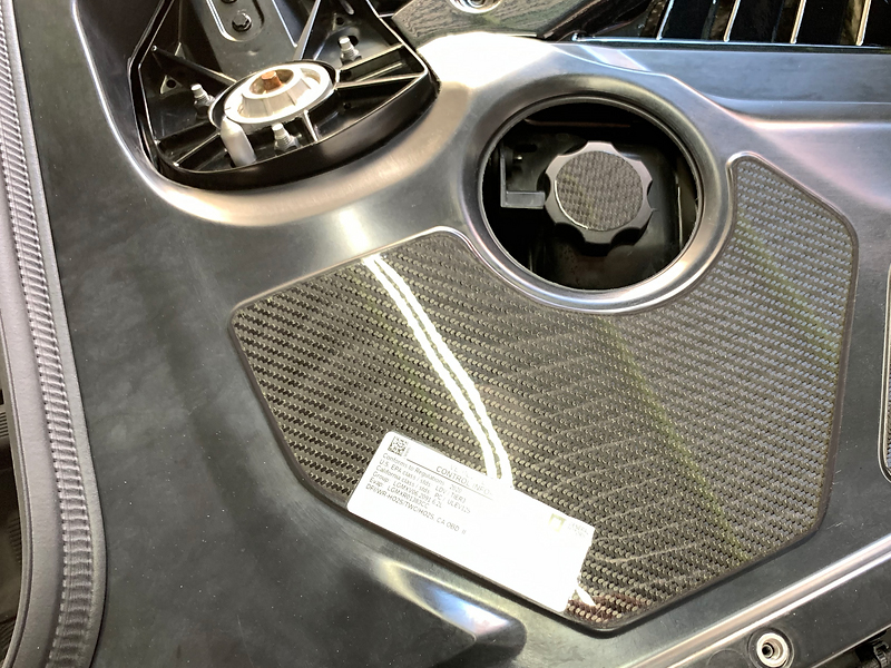 20202022 Corvette C8 Carbon Fiber Engine Level 2 Appearance Package