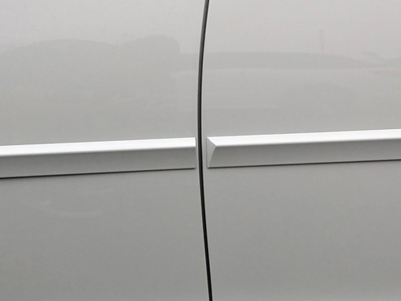 20202023 TOYOTA HIGHLANDER PAINTED BODY SIDE MOLDING