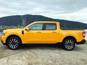 2022-2023 Ford Maverick Body Side Moldings | Low Door Position