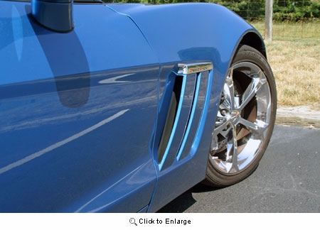 06-13 Grand Sport Front Fenders