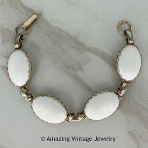 ARCTIC PEARL Bracelet