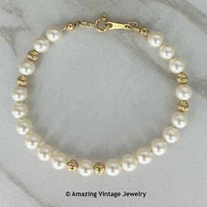 Avon Pearlustre Bracelet