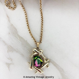 CHINESE MODERN Necklace