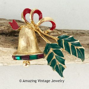 HOLLY BELL Pin