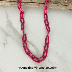 COLOR LINKS Necklace - Fuchsia