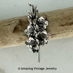 FLOWER OF THE MONTH Pin - February