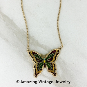 FLY AWAY Necklace