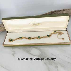 JADE OVAL Bracelet